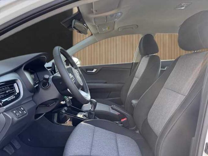 Kia Stonic 1.0T 100pk Style + Winter Pack